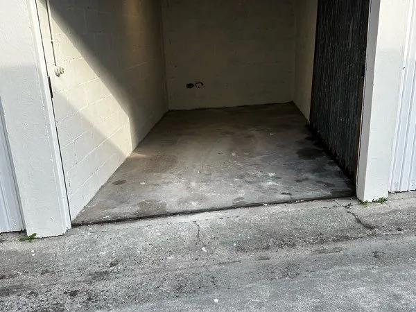 Box 15m2 à louer