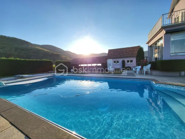 Maison 8 pièces 208 m²
