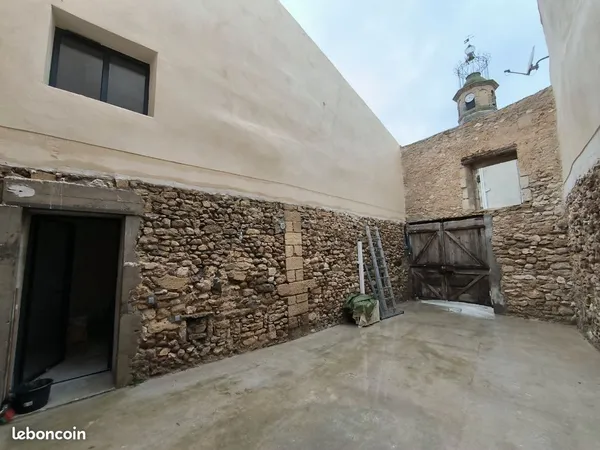 Maison de village avec extérieur dans Fournes
