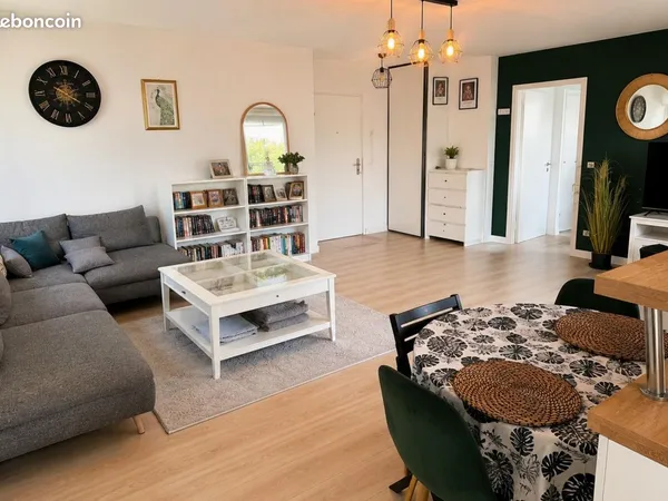 INVESTISSEMENT LOCATIF - Appartement T4 de 89 m² vendu avec bail en place - Toulouse, secteur Launag