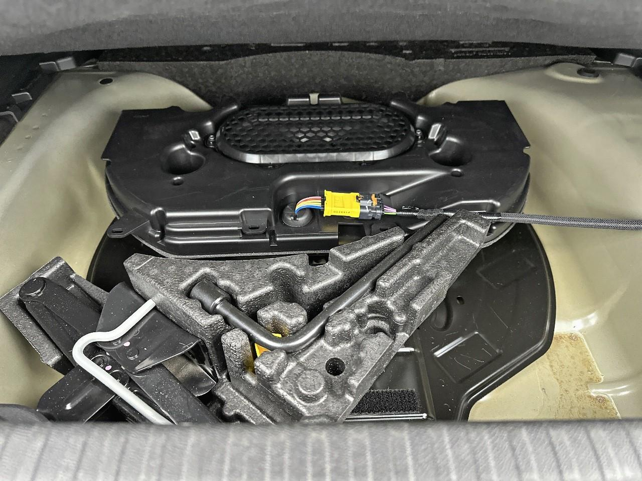 Citroën C4 puretech 130 s&s eat8 shine pack — photo 39