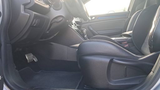 Renault Megane 1.7 Blue dCi 150 EDC - GT-Line – 2019 – 121855 km – Diesel – Boîte Automatique — photo 11