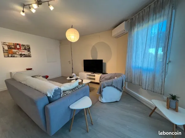 Bel appartement T2 meublé - Plaisance du touch
