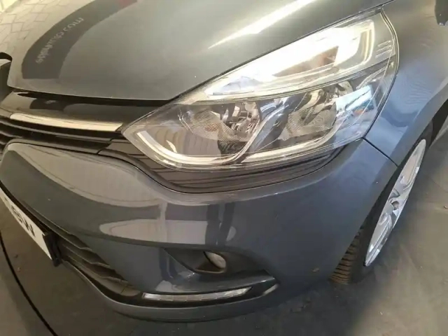 Renault Clio dci 90 e6c — photo 23