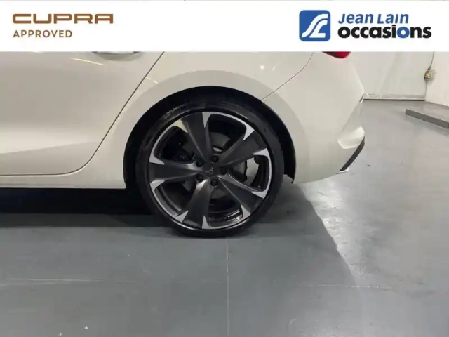 Cupra Leon 1.4 e-hybrid 245 ch dsg6 — photo 12