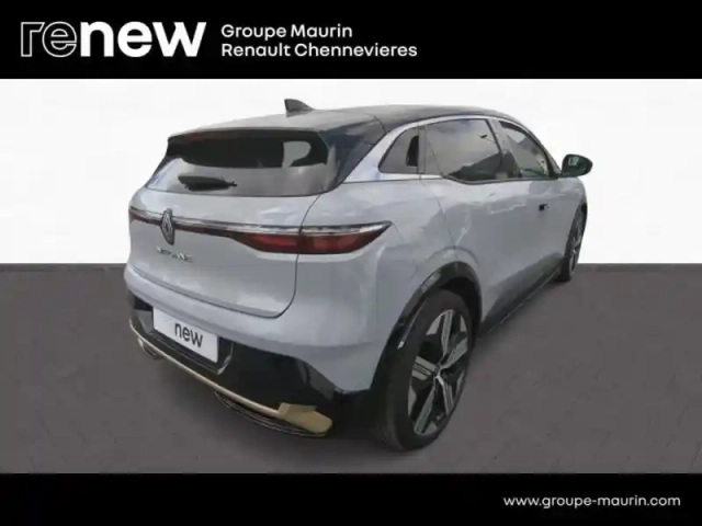 Renault Megane e-tech electric ev60 220ch iconic super charge -b — photo 5