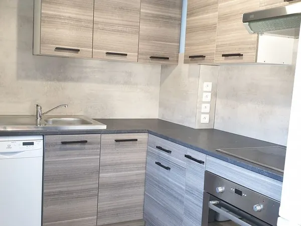 Loue appartement F3 meublé à Homécourt