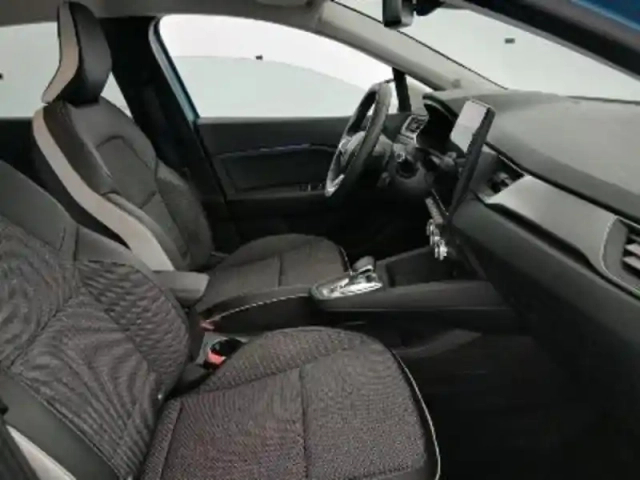 Renault Captur e-tech plug-in 160 intens — photo 14