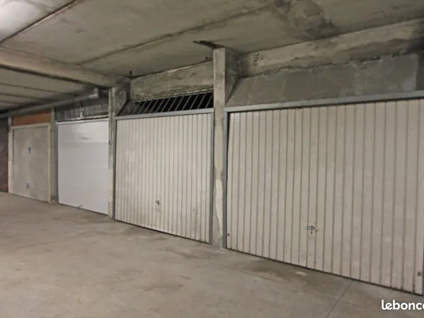 🔐 à louer - garage / box fermé - lieusaint centre-ville