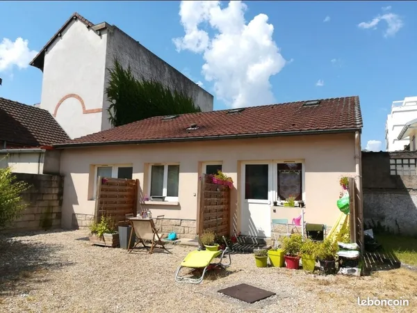Studio en duplex pour étudiant