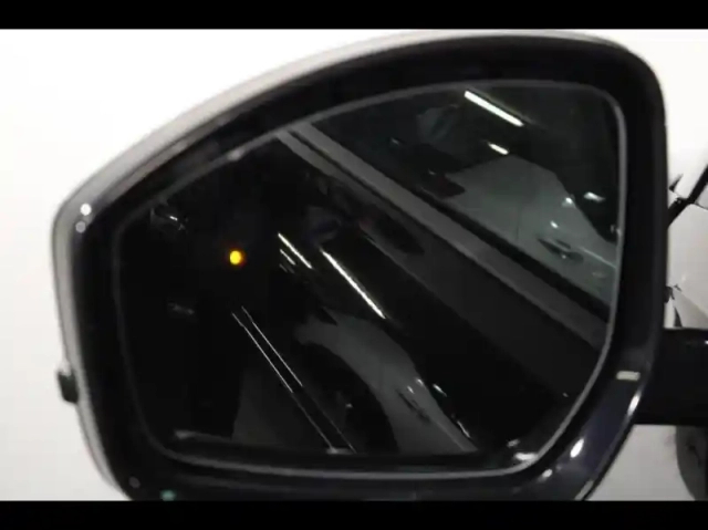 Land Rover Discovery Sport p200 flex fuel r-dynamic se awd bva — photo 24