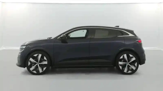 Renault Megane e-tech 220 ch autonomie confort gsr2 — photo 11