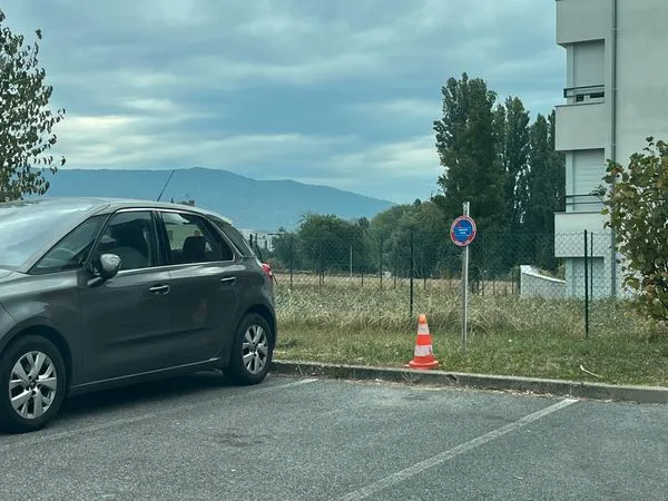 Location Place de Parking Annemasse
