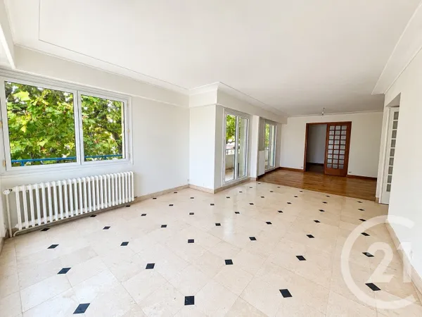 Appartement 5 pièces 149 m²