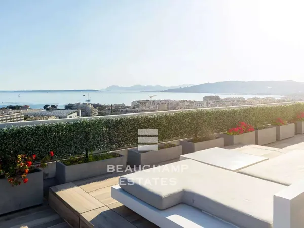 Appartement 4 pièces 143 m²