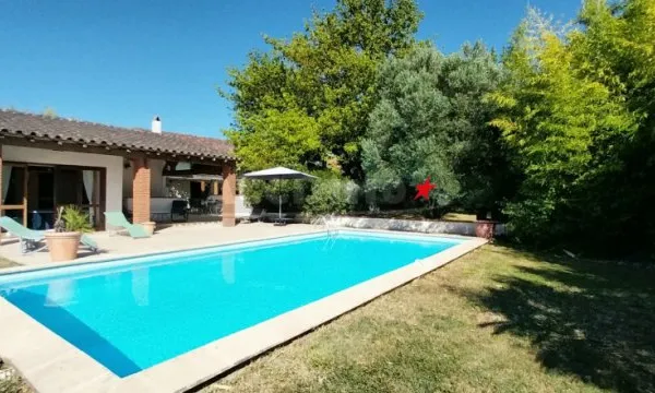 Maison de caractère 10 pièces 390 m²