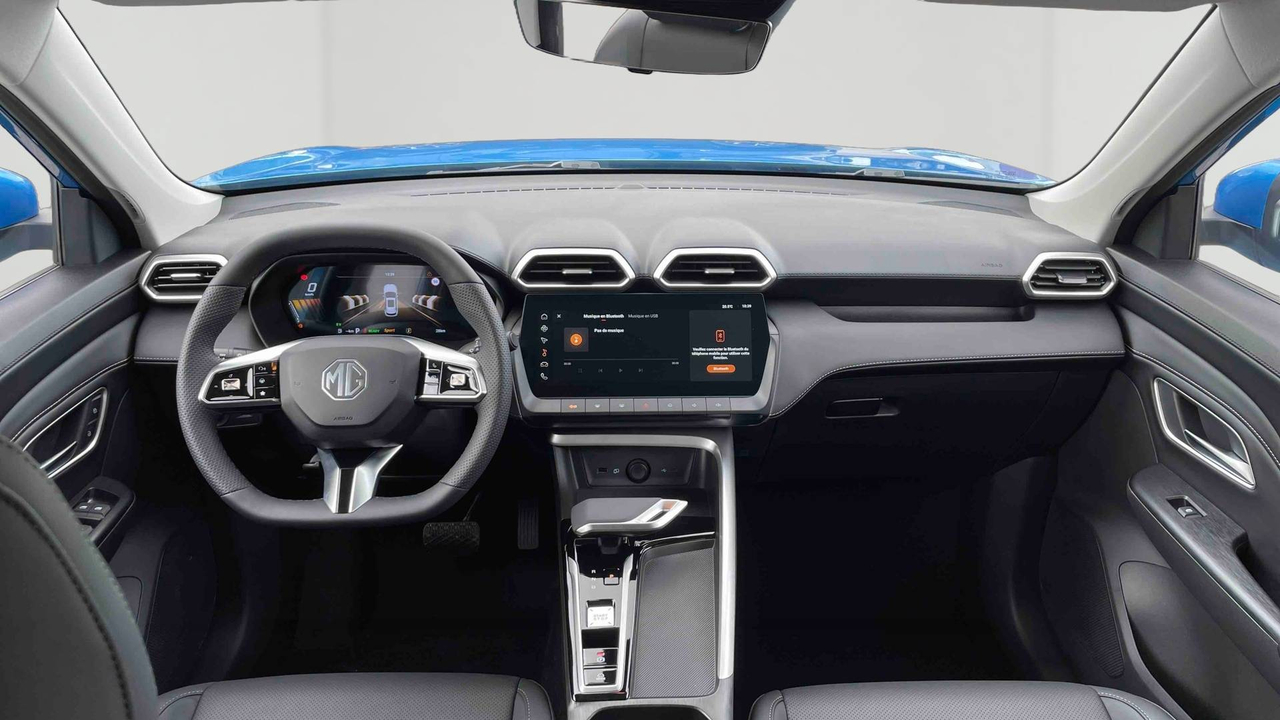 MG ZS 1.5 L Hybrid+ 197 ch — photo 22