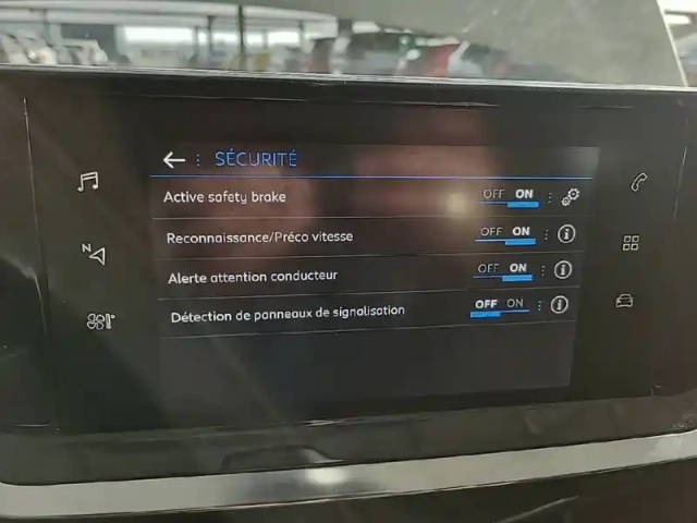 Peugeot 208 bluehdi 100 s&amp;s bvm6 — photo 20