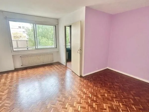 Studio 1 pièce 30 m²