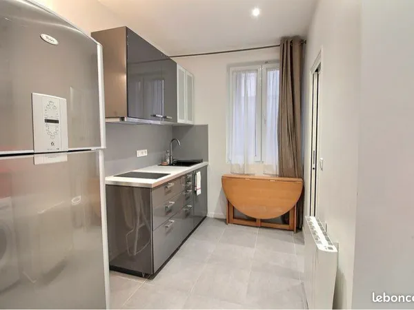 Studio proche centre ville et transports