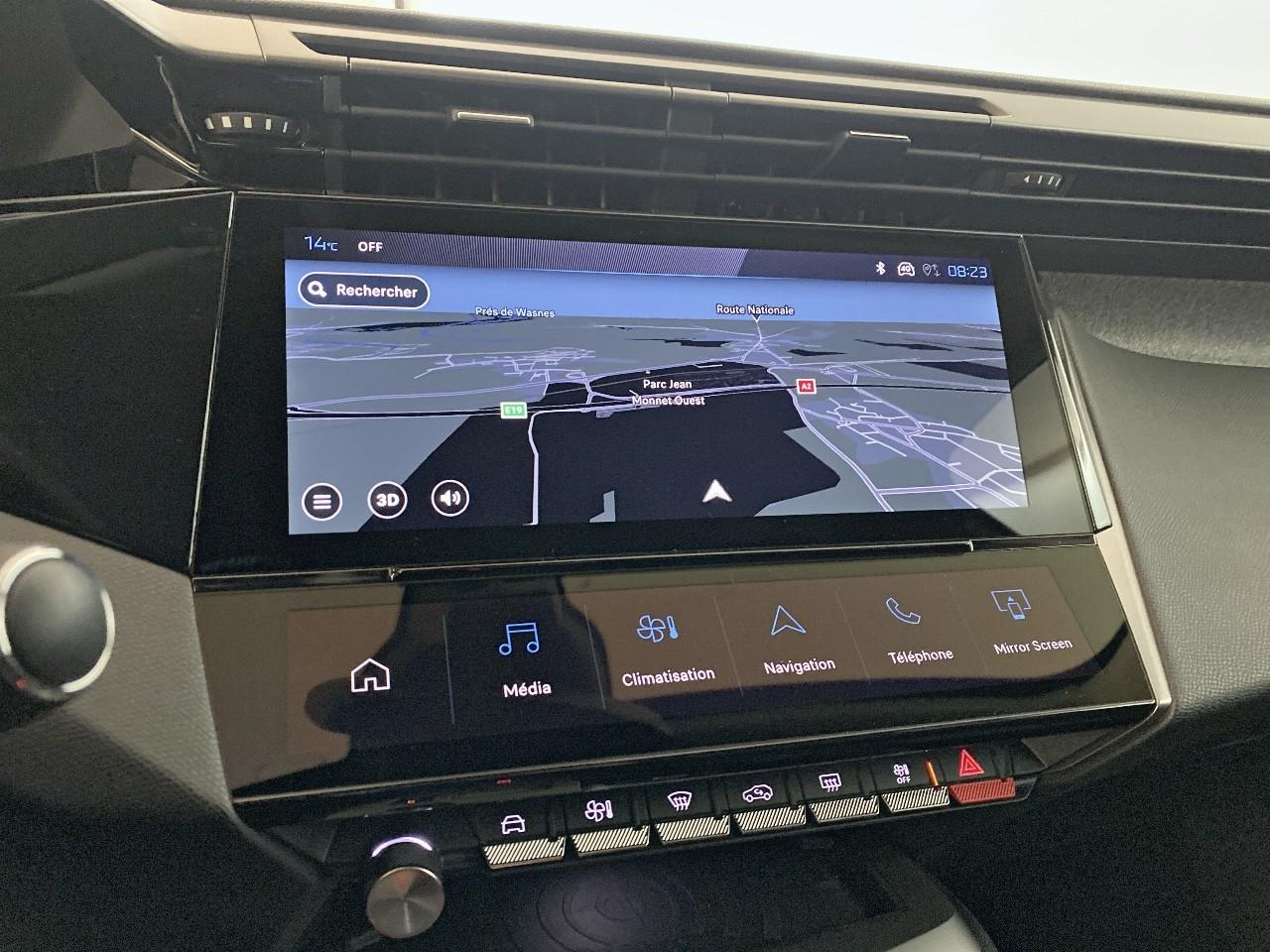 Peugeot 308 sw hybrid 145 e-dcs6 allure — photo 16