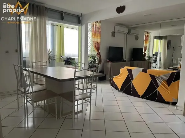 Appartement 4 pieces baie mahault