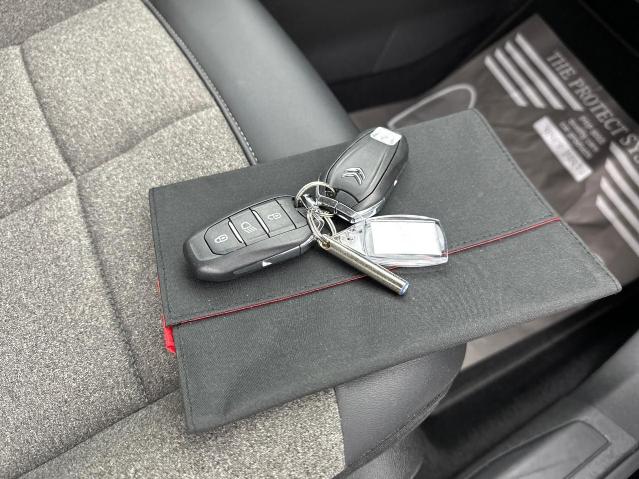 Citroën C5 Aircross hybride rechargeable 225 s&s e-eat8 feel — photo 33
