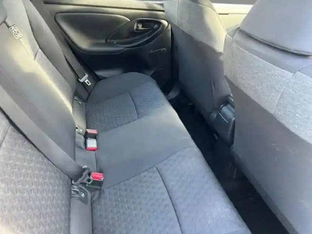 Toyota Yaris hybride 116h france — photo 14