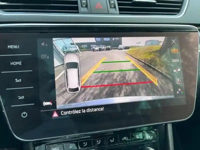 Skoda Superb combi 1.4 tsi phev 218ch laurin&amp;klement dsg6 — photo 14