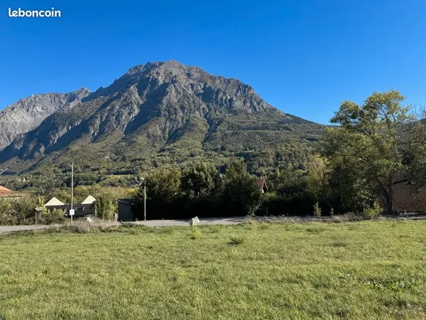 Terrain 1 004 m² Saint Firmin