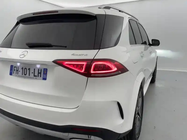 Mercedes Gle 300 d 9g-tronic 4matic — photo 34