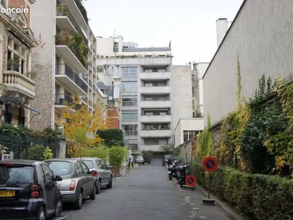 Parking/box 16 m² Paris 17ème