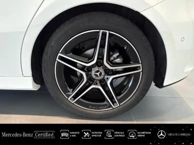 Mercedes Classe A 180 d 116ch amg line 8g-dct — photo 11