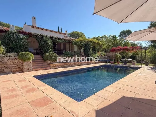 Maison 6 pièces 169 m²