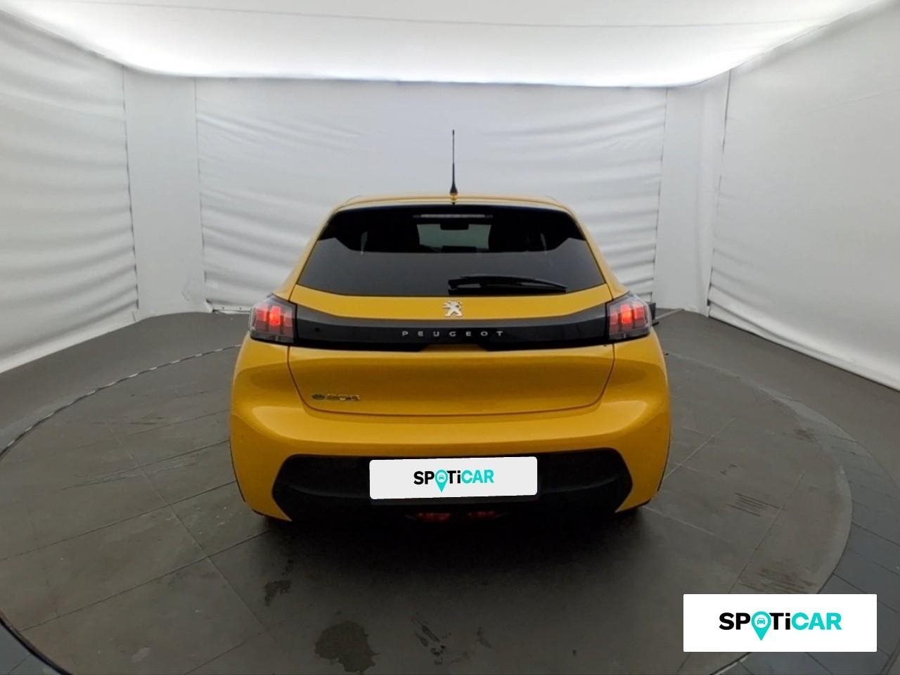 Peugeot 208 e-208 136ch style — photo 5