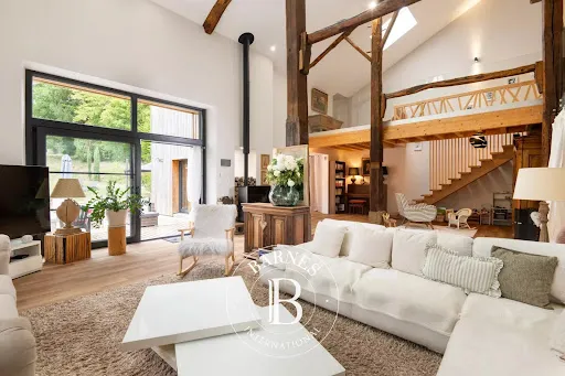 Propriété 10 pièces 250 m²