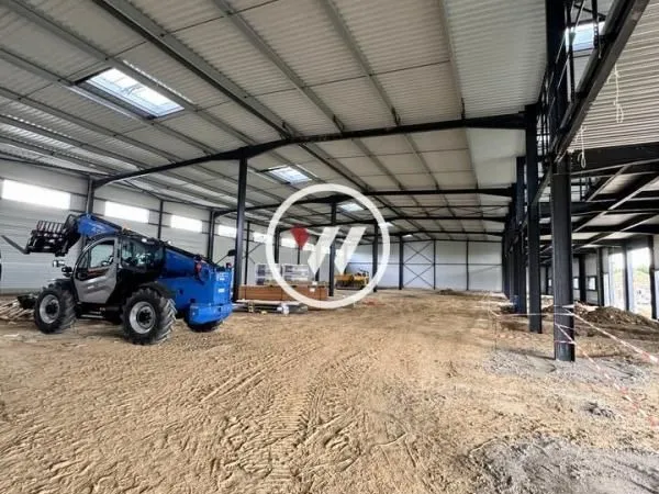 Local d'activité 426 m²