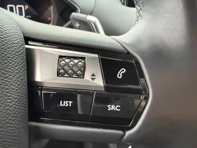 Ds Ds 3 crossback puretech 130ch rivoli automatique — photo 12