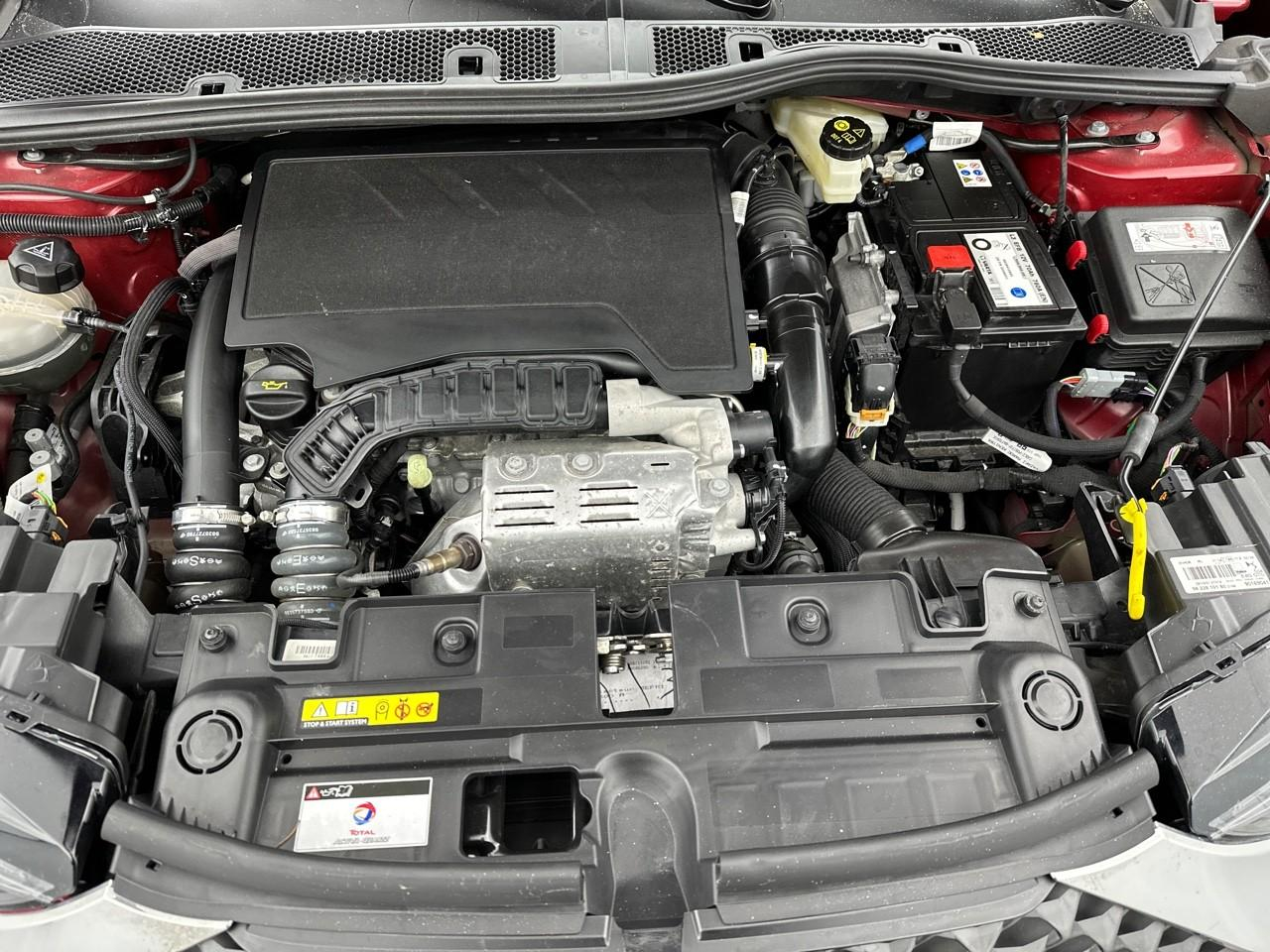 Ds Ds 3 crossback puretech 130 eat8 montmartre — photo 15