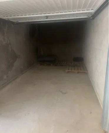 Garage et parking Location Hyères 120€