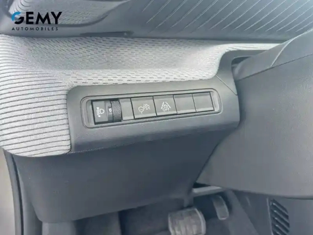 Citroën C3 Aircross hybride 145 ch aut — photo 15