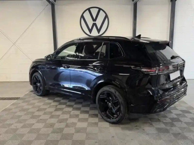 Volkswagen Tiguan 2.0 tdi 150ch r-line exclusive dsg7 — photo 3