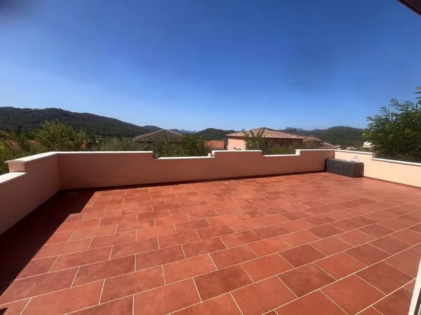 Maison 5 pièces 134 m²