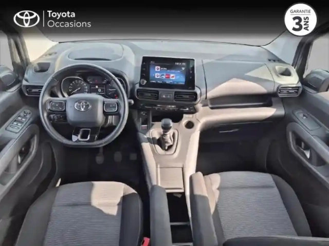 Toyota Proace city verso long 1.2 110 vvt-i design rc21 — photo 8