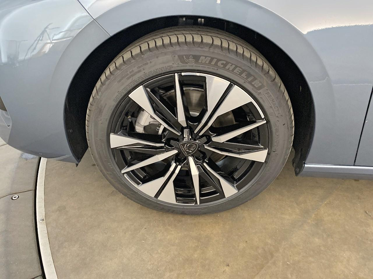 Peugeot 308 sw bluehdi 130ch s&s eat8 allure — photo 11
