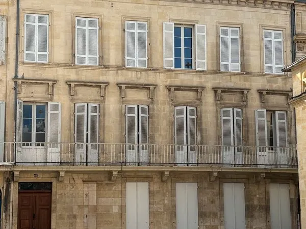 Appartement de charme à louer dans le centre ville