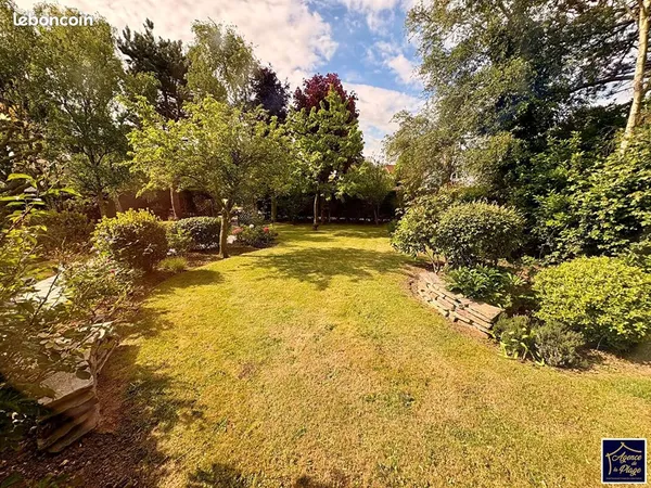 Maison 8 pièces 200 m²