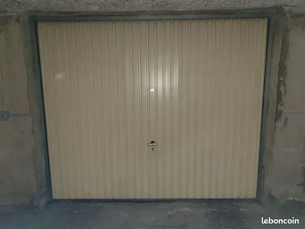 Garage privatif en sous-sol