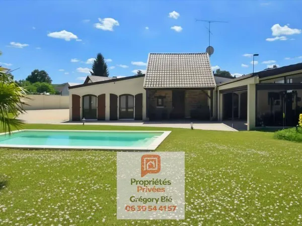 Maison 9 pièces 196 m²