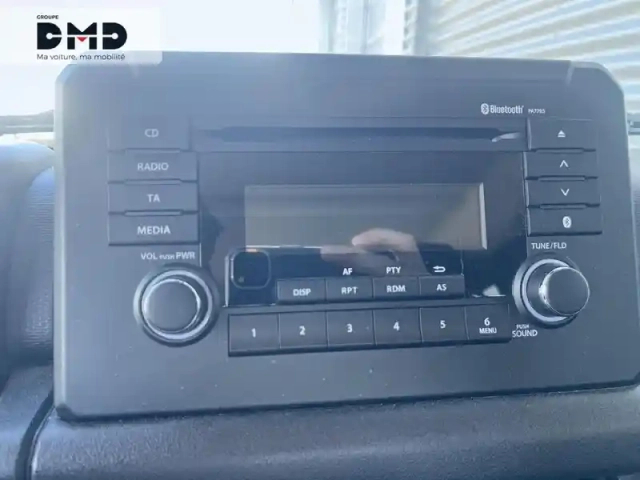 Suzuki Jimny 1.5 vvt privilège — photo 6